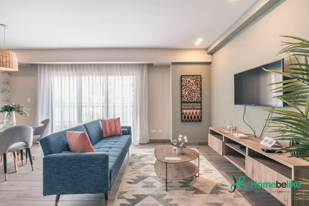 Chic Fully Serviced Apartment At Regatta Living II - 705 Los Prados