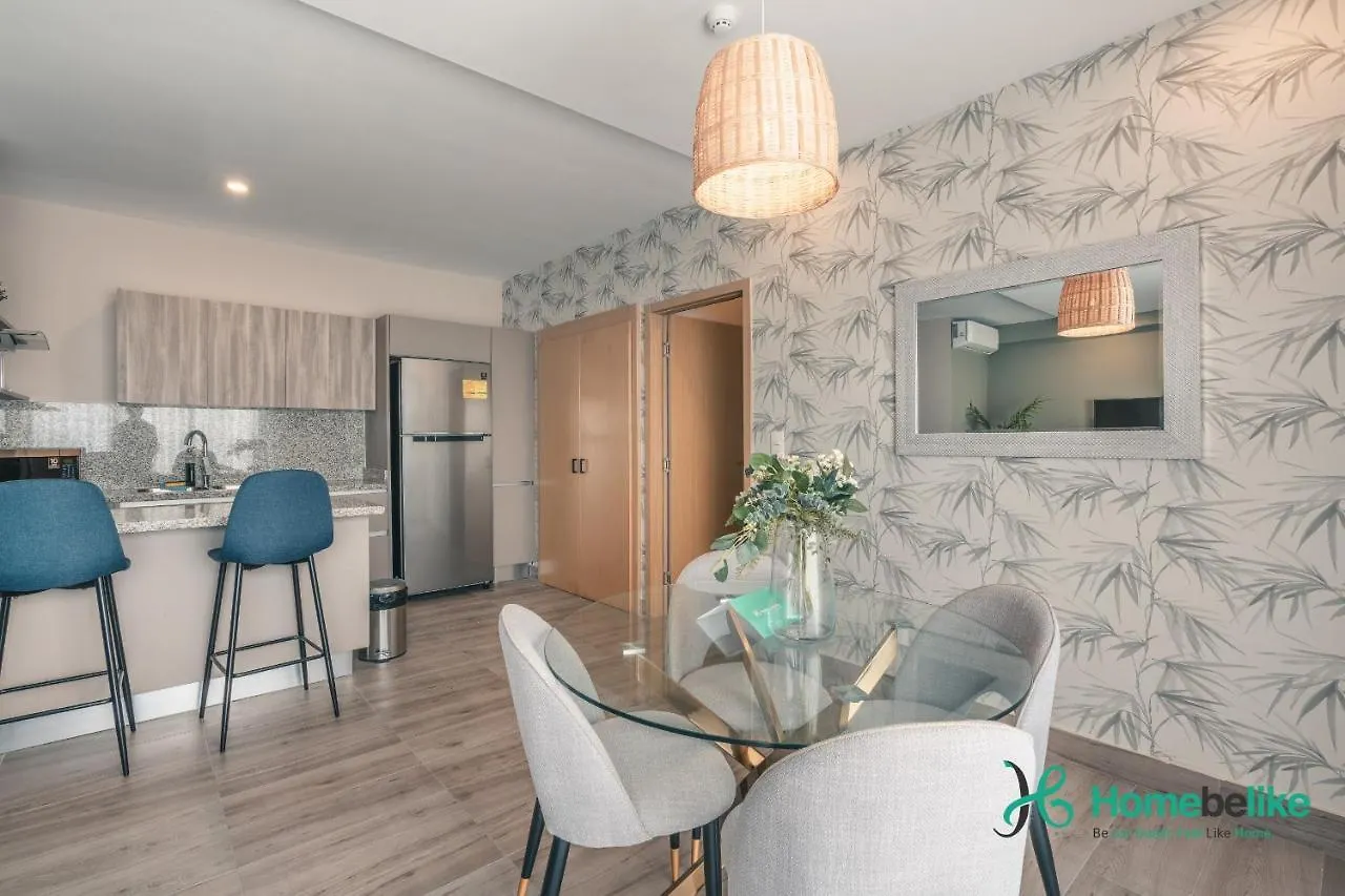 Chic Fully Serviced Apartment At Regatta Living II - 705 Los Prados 0*,